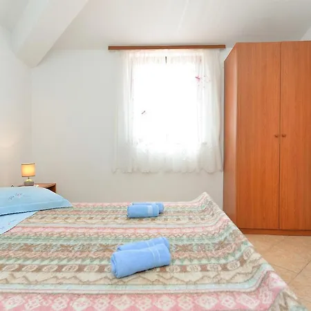Appartement Mile 1249 *