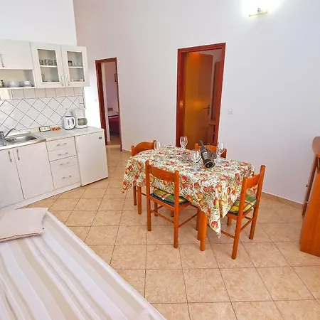 Appartement Mile 1249
