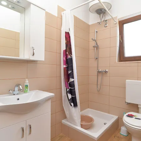 Mile 1249 Apartament