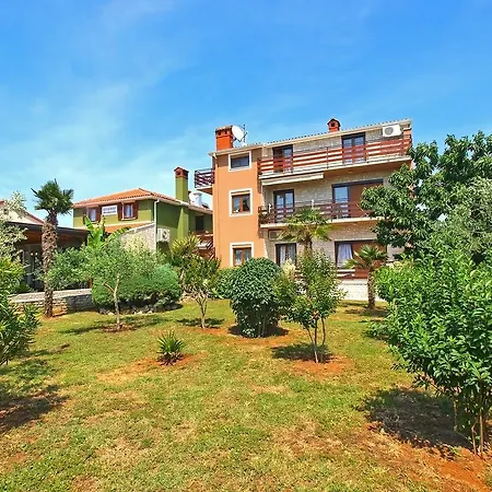Mile 1249 Apartment Fazana