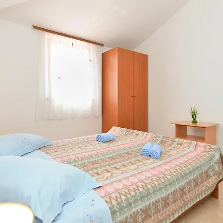 Mile 1249 Apartment *