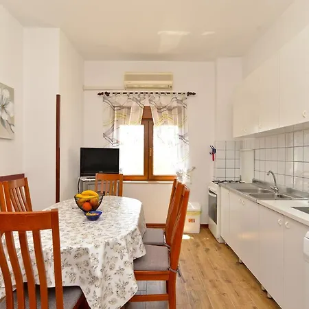 Apartment Mile 1249 Fazana