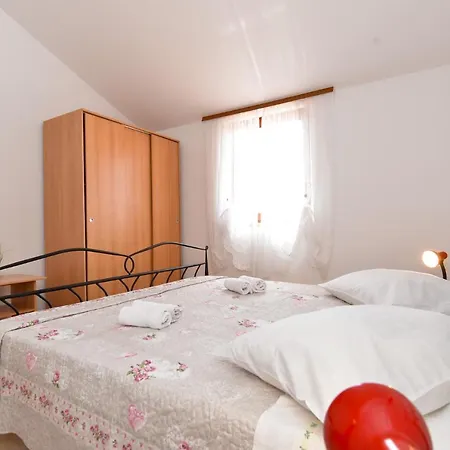 Mile 1249 Apartment Fazana